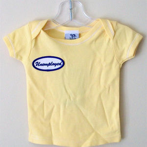 BABY T-SHIRT UNEMPLOYED 9 Month NWT Yellow S/S